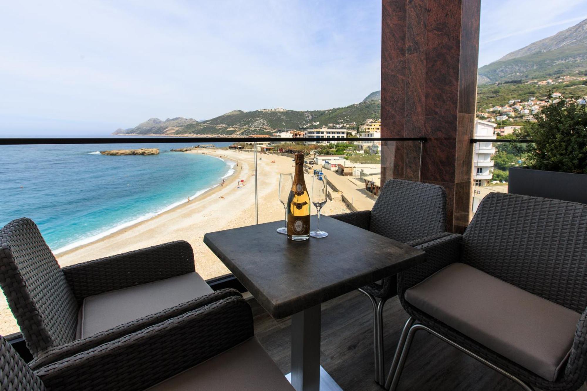 Kalamper Hotel & Spa Dobra Voda Extérieur photo